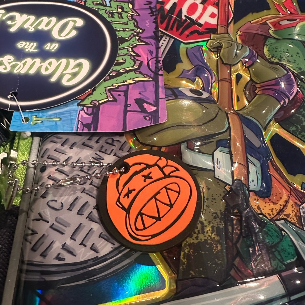 Kids Tales Of The Teenage Mutant Ninja Turtles 3D Glow In The Dark Backpack - Picture 8 of 10